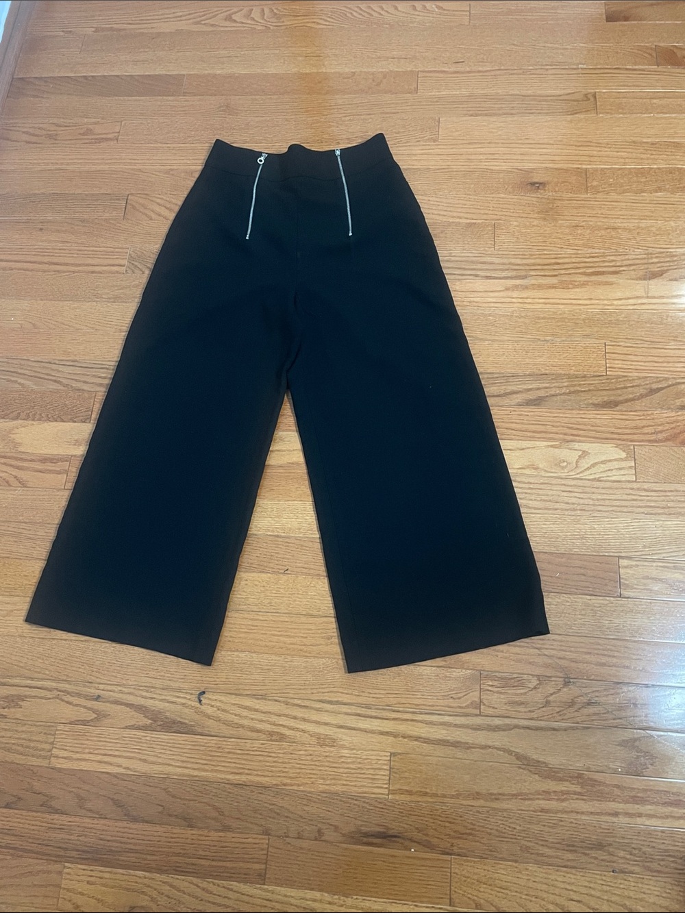 Zara Black Wide-Leg Cropped Pants with Front Zippers